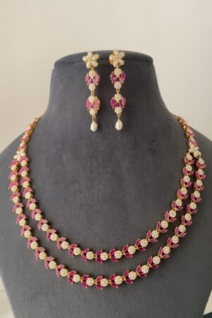 Neer Pearl Necklace