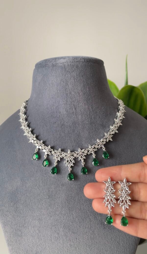 Supriya Diamond Necklace