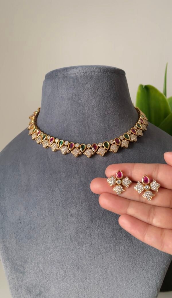 Amasa Gold Necklace