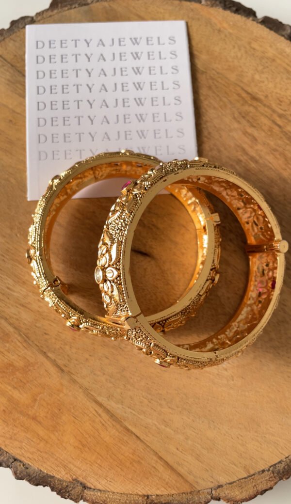 Vira Gold Bangles