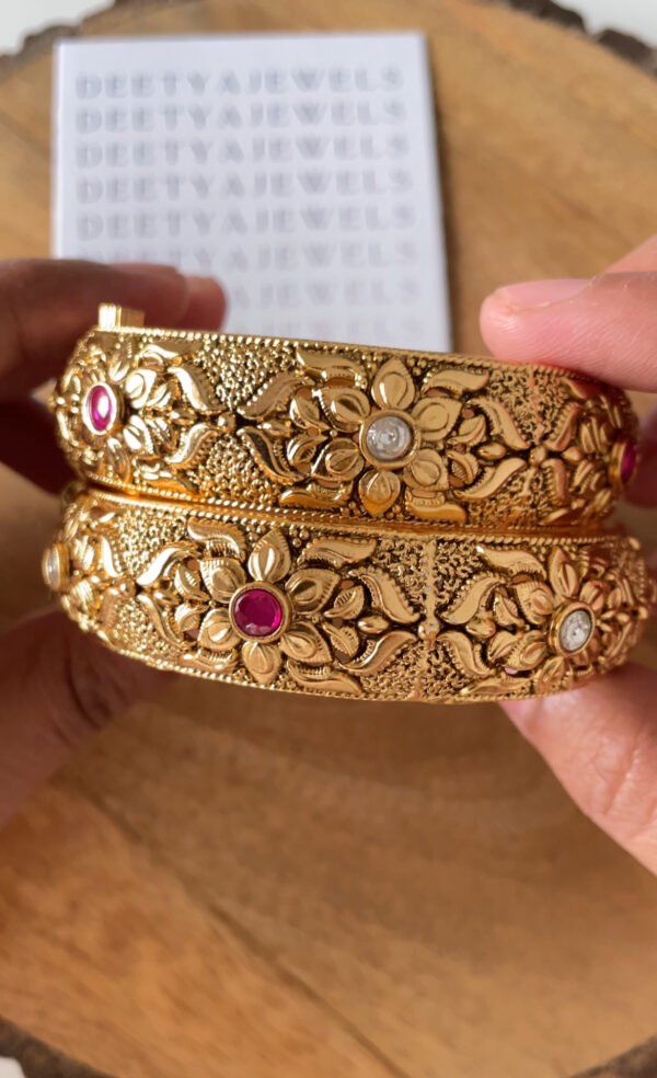 Vira Gold Bangles