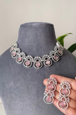 Pranali Diamond Necklace