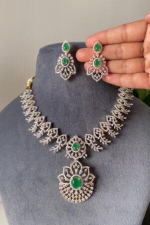 Yatika Diamond Necklace