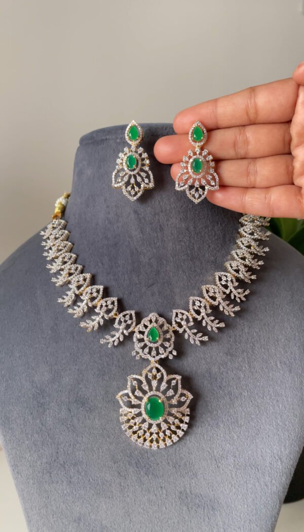 Yatika Diamond Necklace