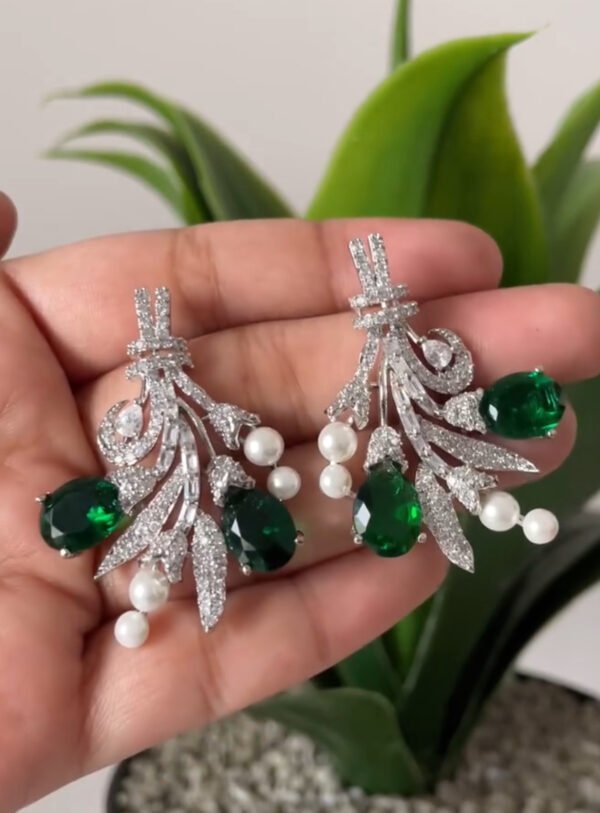 Leya Diamond Earrings