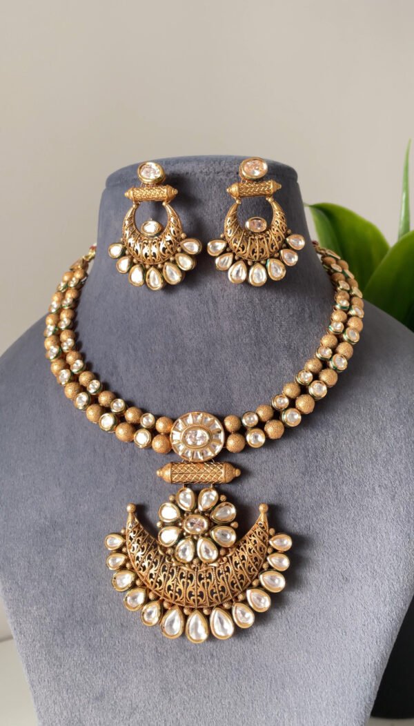 Aalekha Premium Gold Necklace