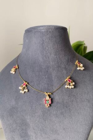 Gulya Wire Necklace