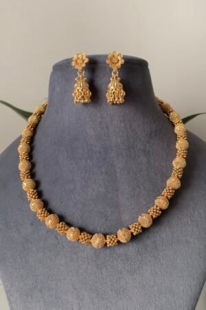 Golden Gajra Matar Mala