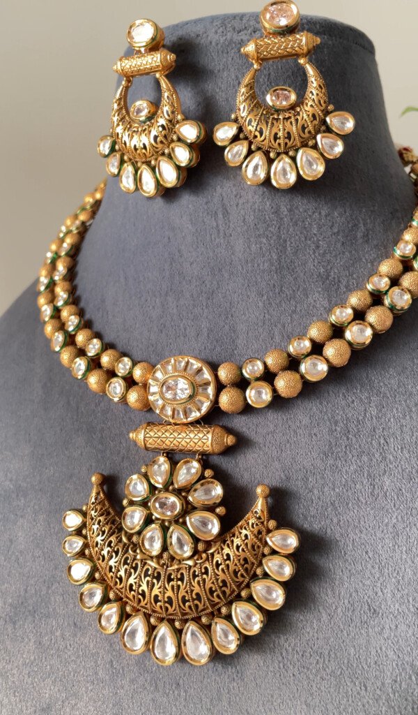 Aalekha Premium Gold Necklace