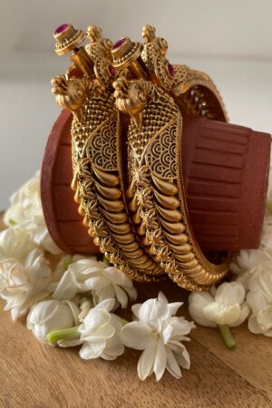 Mayura Gold Kada Bangles