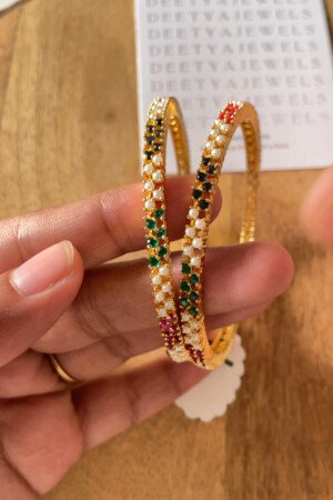 Multicolour Pearl Bangle Set