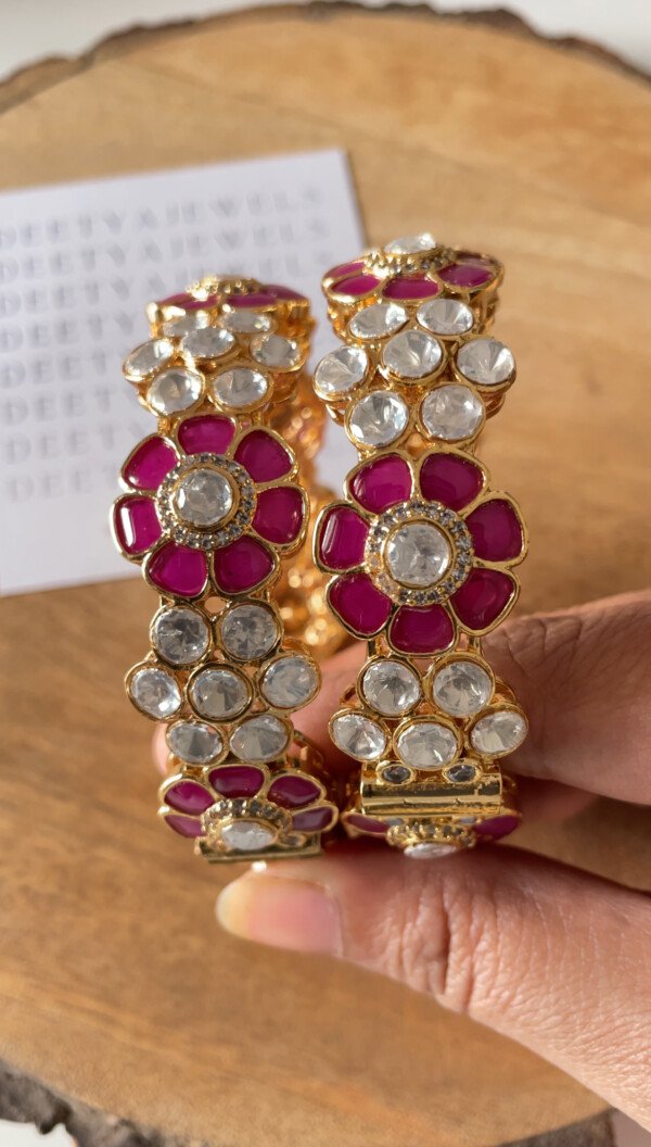 Tattva Moissanite Polki Kada/Bangles