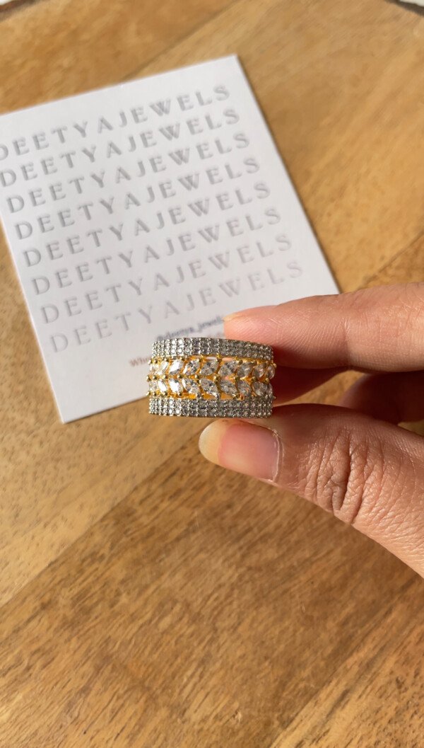 Lyra Diamond Band Ring